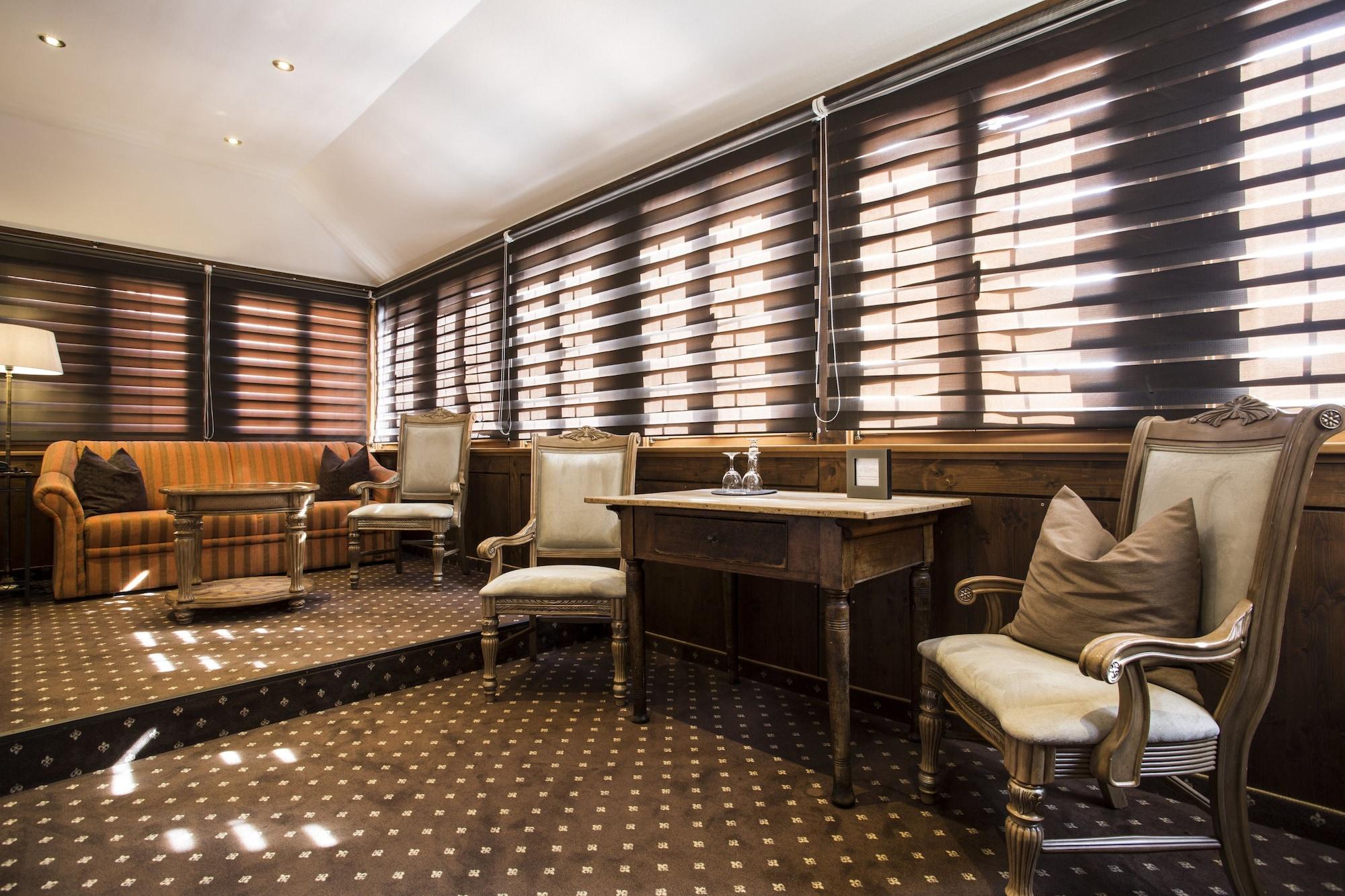 Meiser Altstadt Hotel ดิงเคลส์บืล ภายนอก รูปภาพ