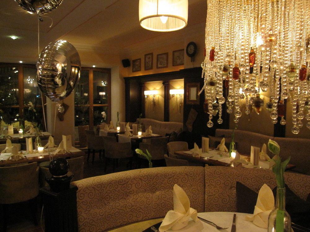 Meiser Altstadt Hotel ดิงเคลส์บืล ภายนอก รูปภาพ