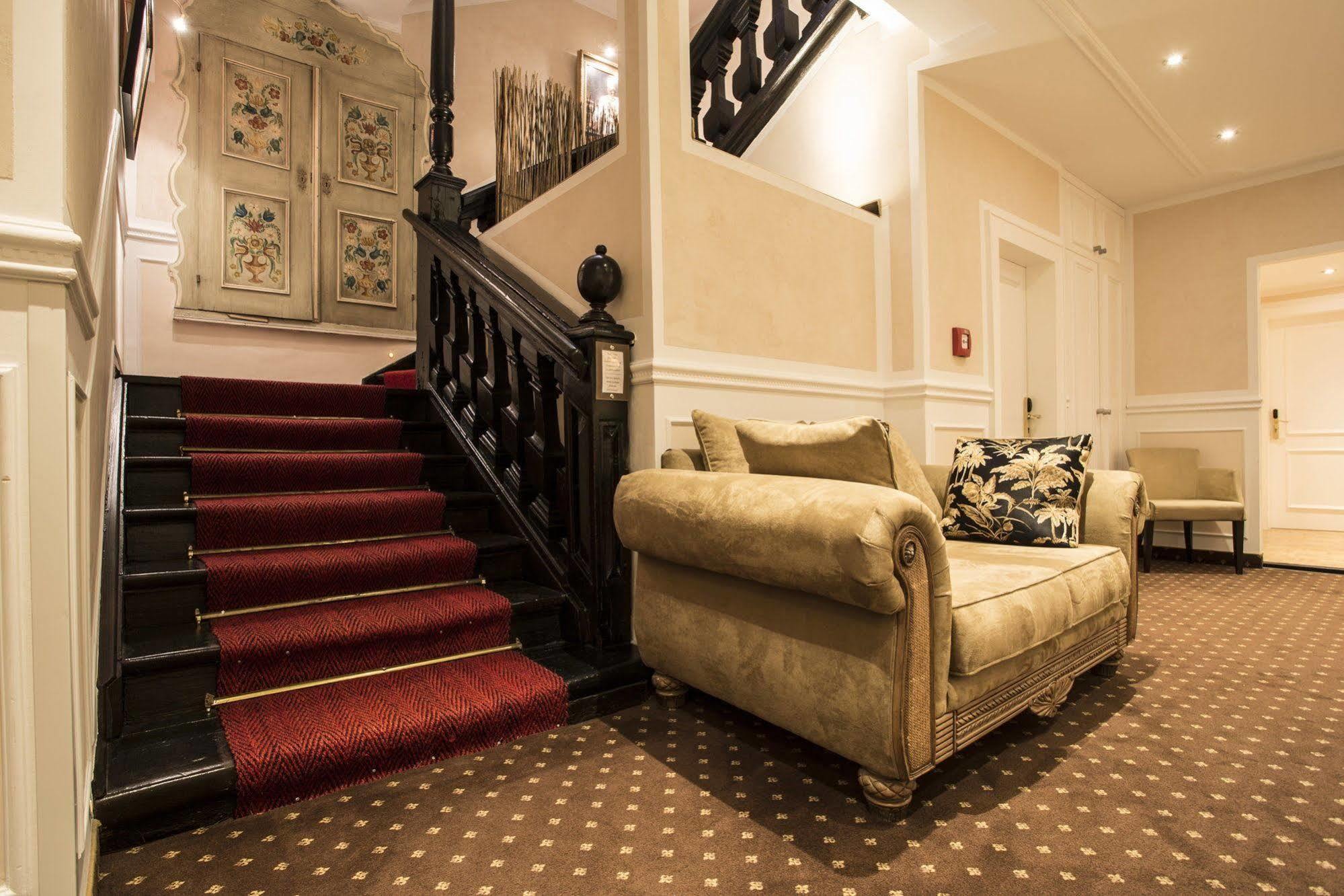 Meiser Altstadt Hotel ดิงเคลส์บืล ภายนอก รูปภาพ