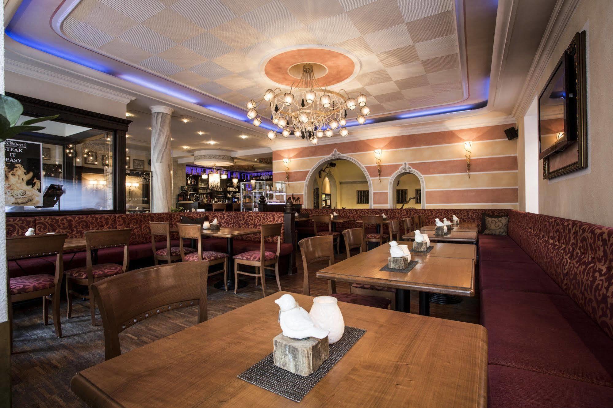 Meiser Altstadt Hotel ดิงเคลส์บืล ภายนอก รูปภาพ